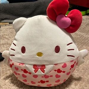 Hello Kitty Heart Pattern Plush